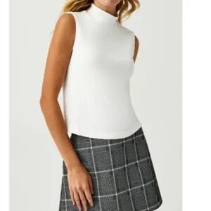 Spanx Sleeveless Air Essentials Mock Neck Top